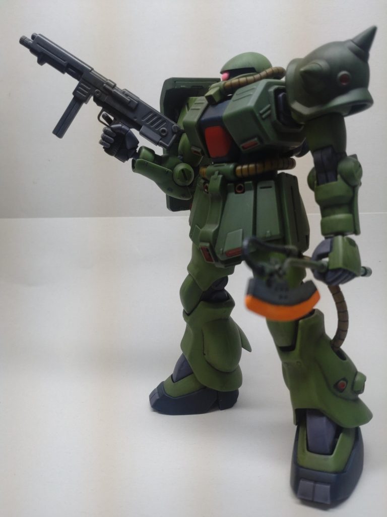 「機動戦士ガンダムUC」トリントン攻略でザクキャノンの横でフリッツヘルムのザク・バズーカを持って参加していたらしいので、タグを打ってます。好きな回なので何回も観ましたが、気が付かなかったですねぇ。UC仕様のザクⅡ改もプレバンから発売されたらしいですね、成型色、ザクバズーカ、デカールの変更程度らしいです👂