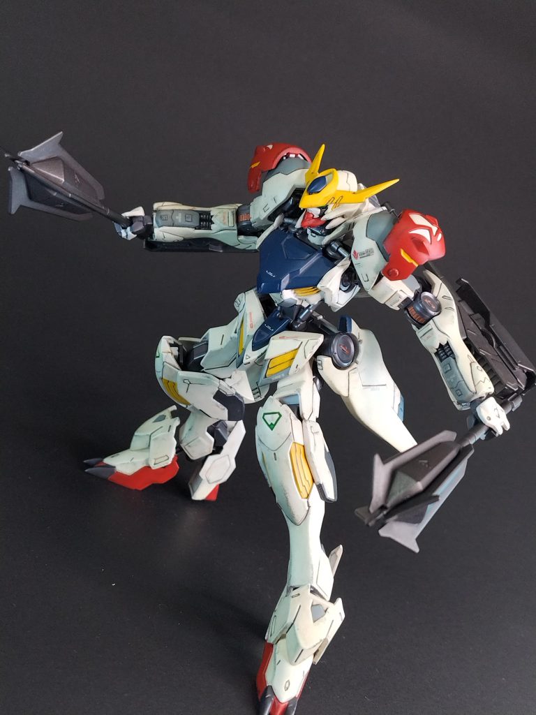 武器セットのツインメイスを装備