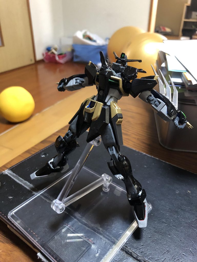 作成が続くにつれ配色も若干かわったり。