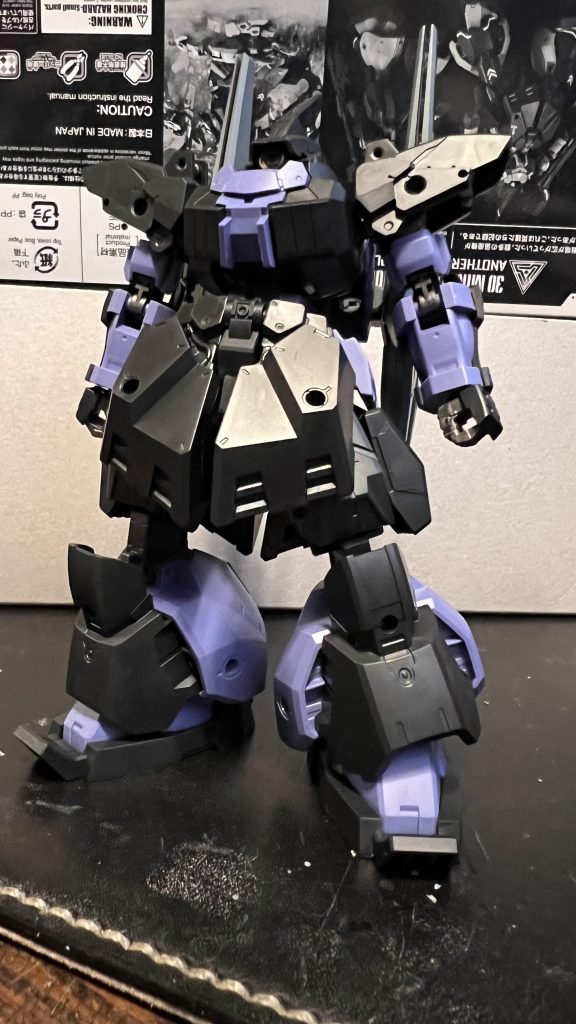 塗装前、ミキシング途中です。