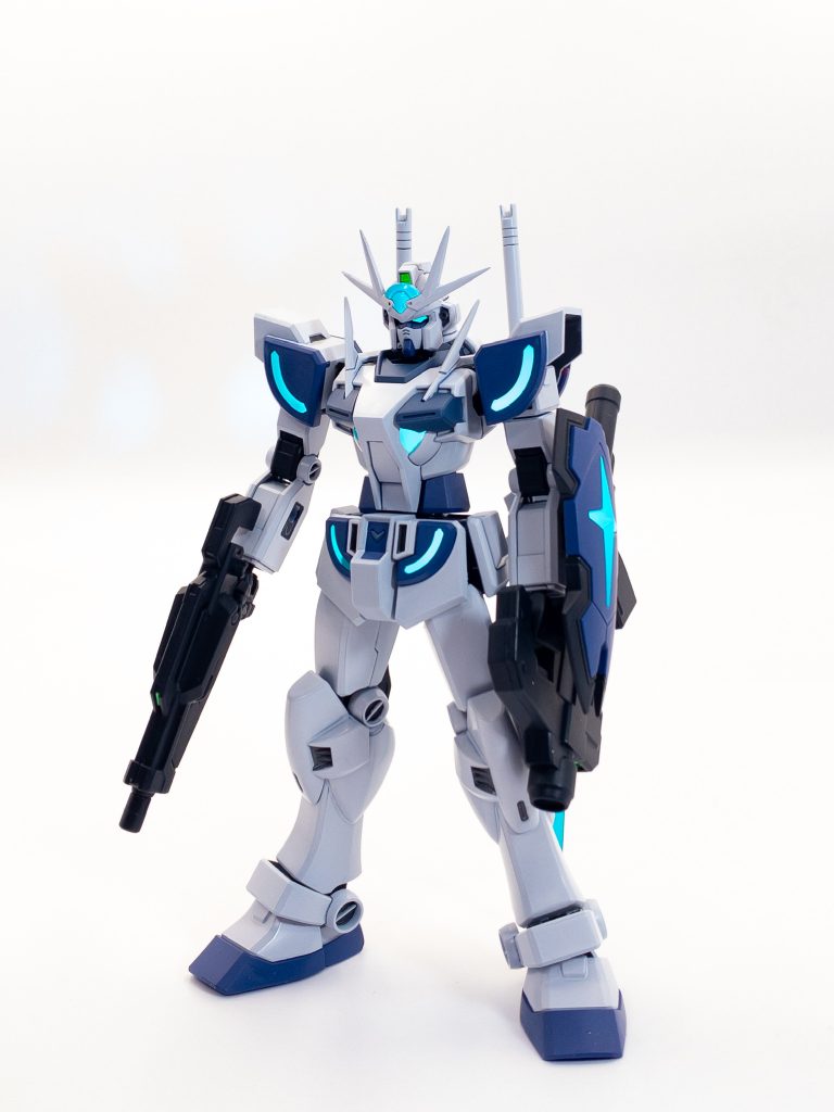 機体設定リオが最初期に構想していた自身専用ガンダムの改造プラン。EGガンダムをベースにOガンダムの太陽炉を組み込むことを想定していたが、技術不足やEGの手足では太陽炉の出力に耐えられないことが予想されたため廃案となった幻のプランである。