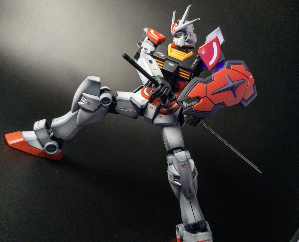 薙刀パーツがポロポロ外れるので刀の方がポーシングがはかどりますね笑脚部の合わせ目は段落ちモールド化して処理、既存モールドは掘り直しています。