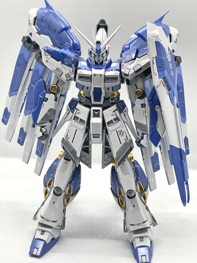 チタニウム加工された白パーツは写真では伝わりにくいですがピカピカでプラスチック感がなく、まるでダイキャストのような質感が最高です👍