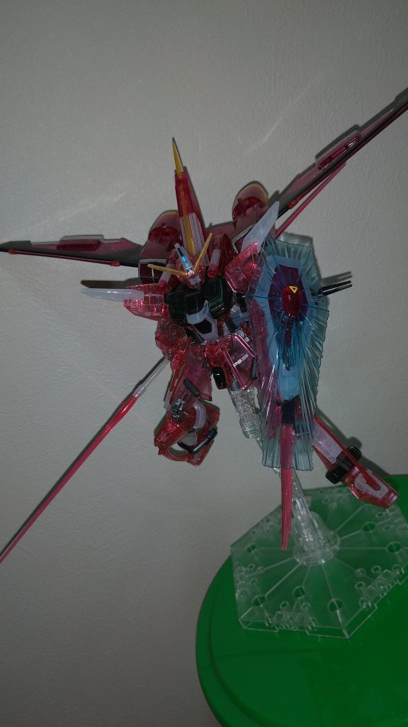 やはりインフィニットジャスティスにはこの構え!