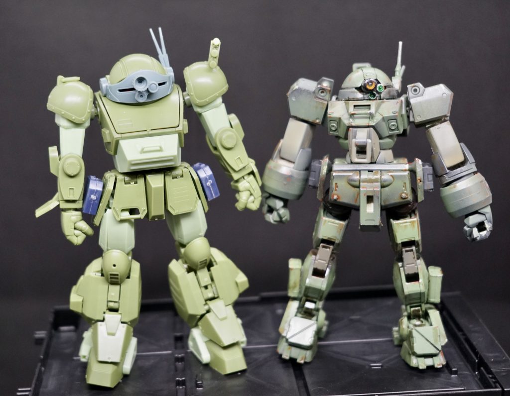 ムセる奴とのツーショット。今回、HGスコープドックを入手出来なかった腹いせの為にデミトレーナーや30mmの部品を使って力技でそれっぽいモノを作成してみました。本当はwave製の隣にHGスコープドックを並べたかったんですけどね。(TT)