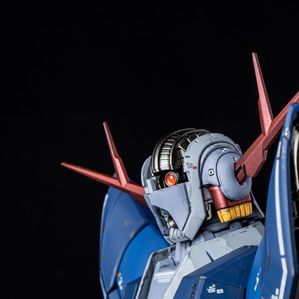 モノアイはメタルパーツ＋Hアイズ＋シルバーシールへ変更