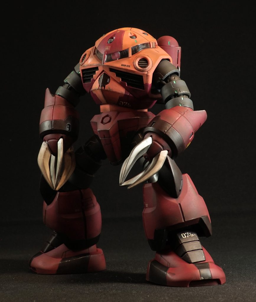 MG 1/100 シャア専用ズゴック–2枚目/制作者:しるばにあ