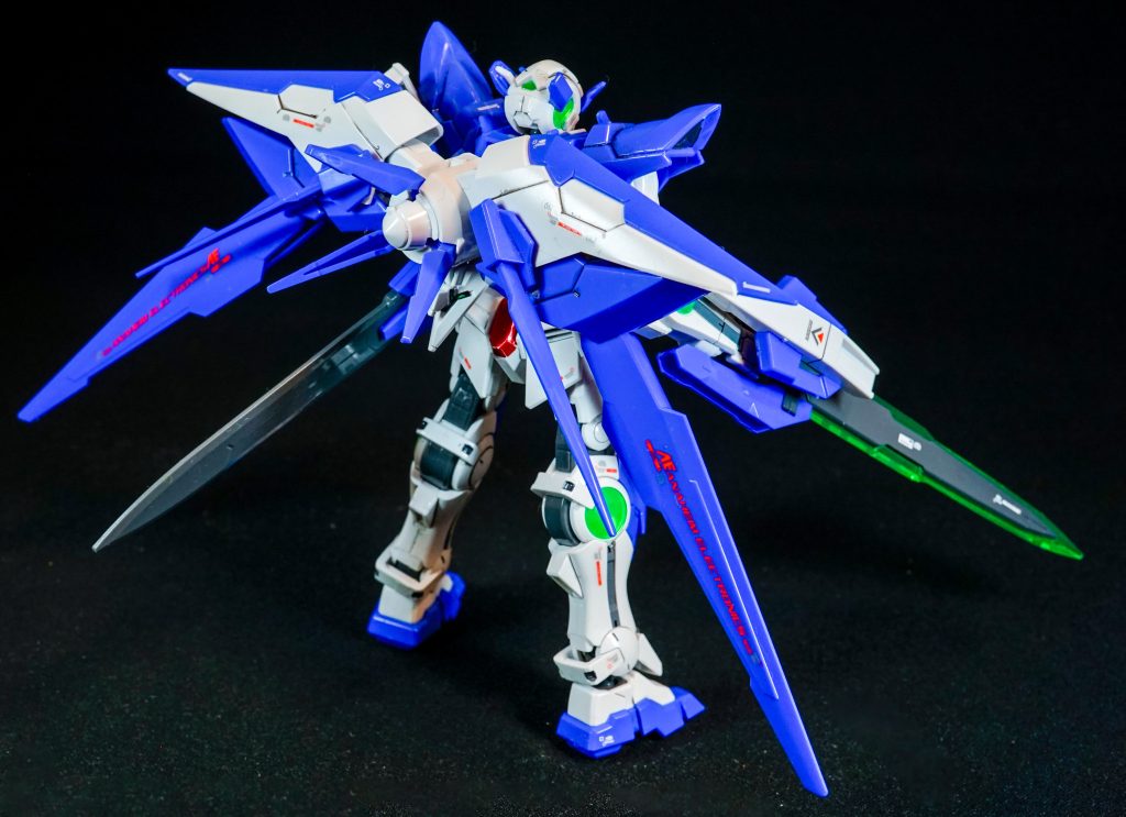 HGBF 1/144 ガンダムアメイジングエクシア–2枚目/制作者：しるばにあ