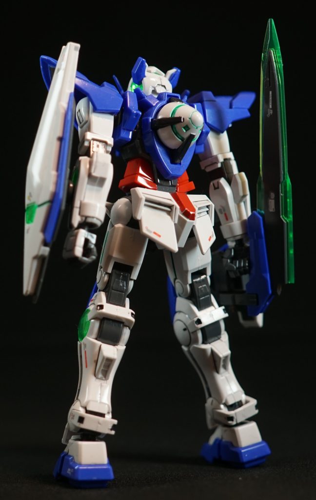 個人的には後ろ姿はバックパック無しの方が好みです