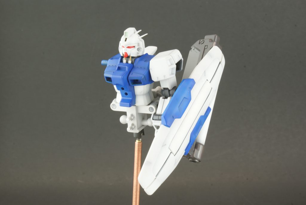 I used magnets to attach folding bazooka and shield.