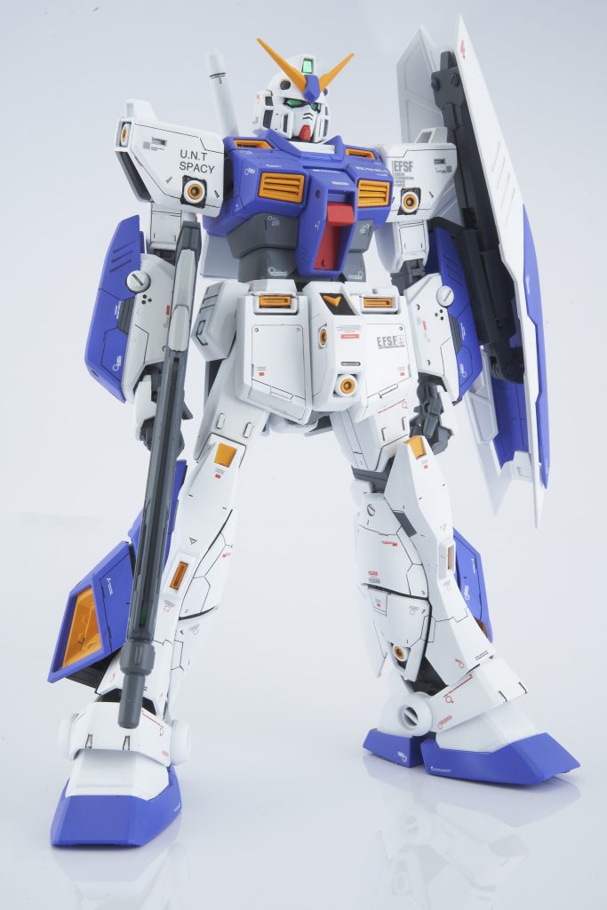 MG ガンダム NT-1–2枚目/制作者：まるお