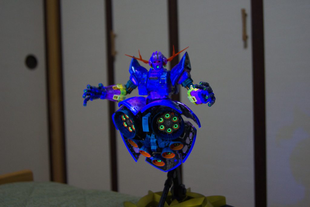 RG ガンダムベース限定 ジオング[クリアカラー]–5枚目/制作者：@ProphetDriver