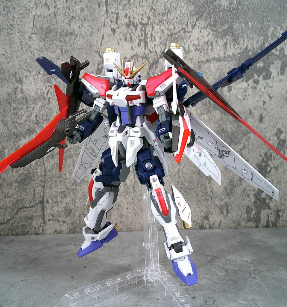 ミキシングキットは基本的にビルドストライクギャラクシーエクシードと30mmエスポジットθの2つ、ほかキットは使っていない上、武器とバーニア部分以外は成形色となるべく手間を省いています。それでも自分好みに仕上がるのだから最近のキットはすごいなぁ。