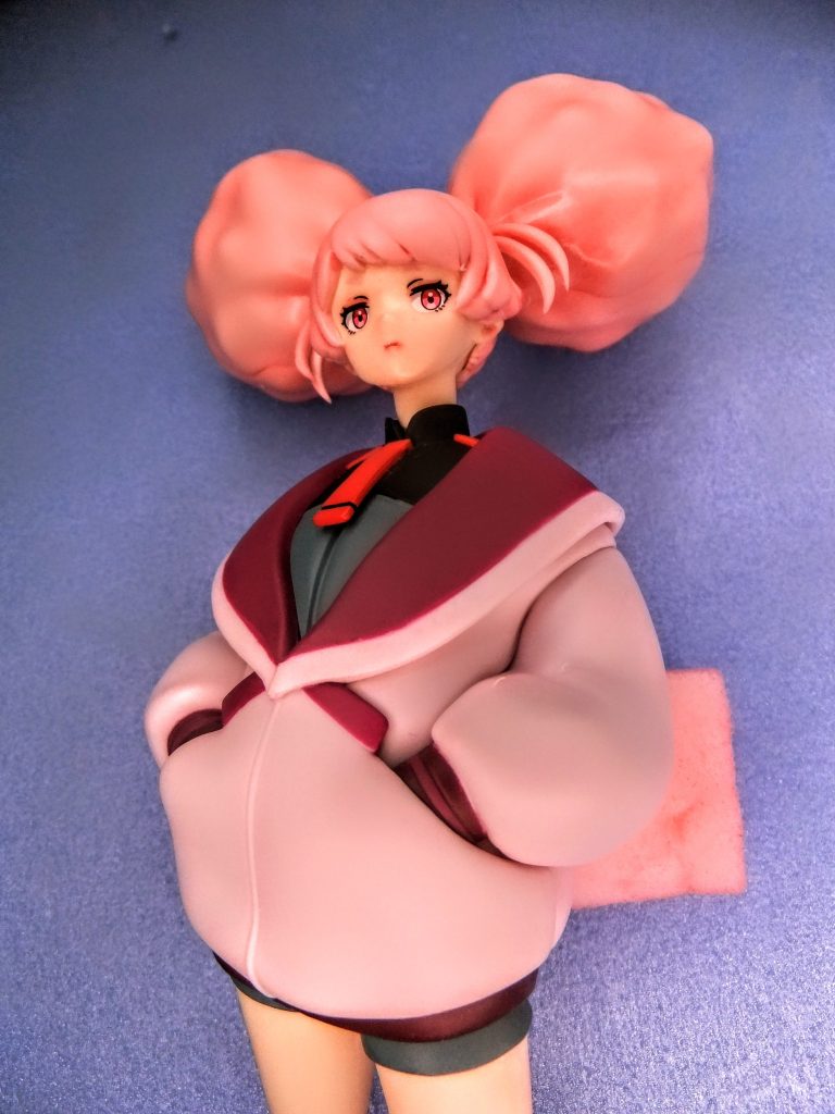 っで? こんな感じに仕上がりました。今回使用したのは次の通りデス◯クレオス リアルタッチマーカーピンク1◯OLFA デザインナイフ◯ガラスヤスリ◯百均アイテム メラニンスポンジだけとなります😁このままですと物足りないので全塗装版もお披露目出来たら良いなぁ~と考えています。最後迄お付き合い頂きましてありがとうございました🙇