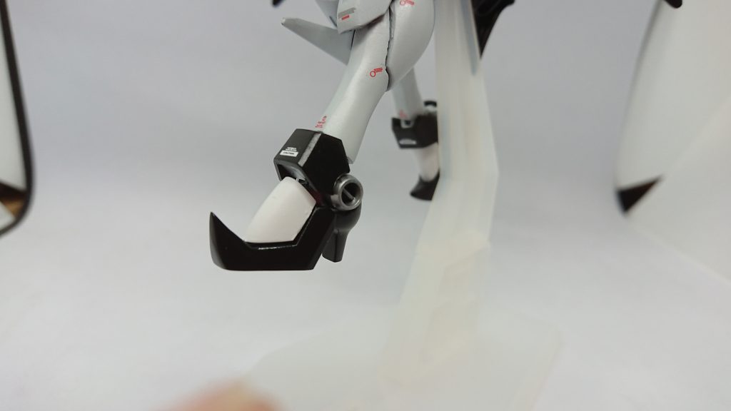 足も合わせてノーベルでヒールにしてみました猫の時は純正とヒール二個1にしてます