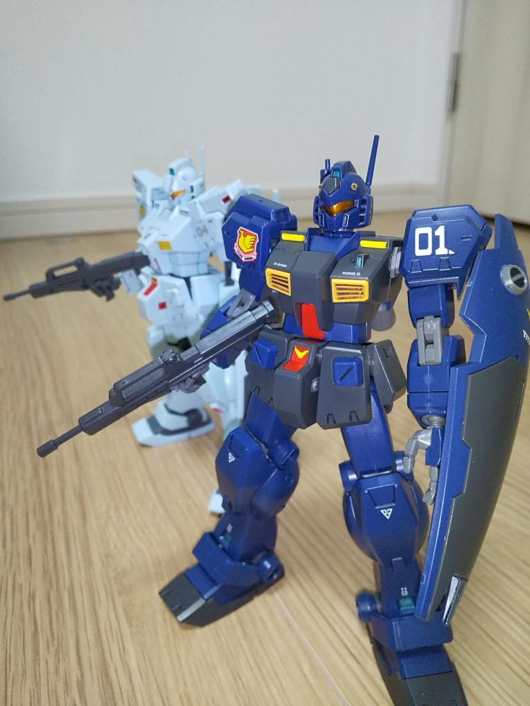 ベースとなったジムカスタムと。