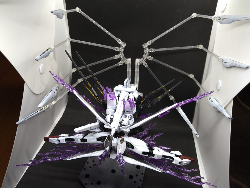 ドラグーン射出でパシャリ収まりきらなかった(笑)