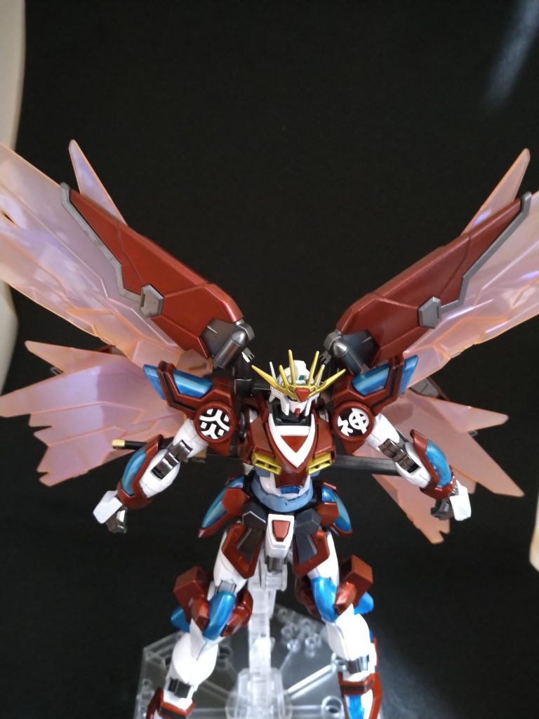 この機体素組みでも十分かっこいいですね。