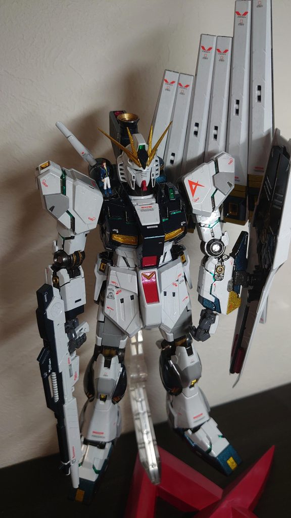 スジ彫りと墨入れはやってません