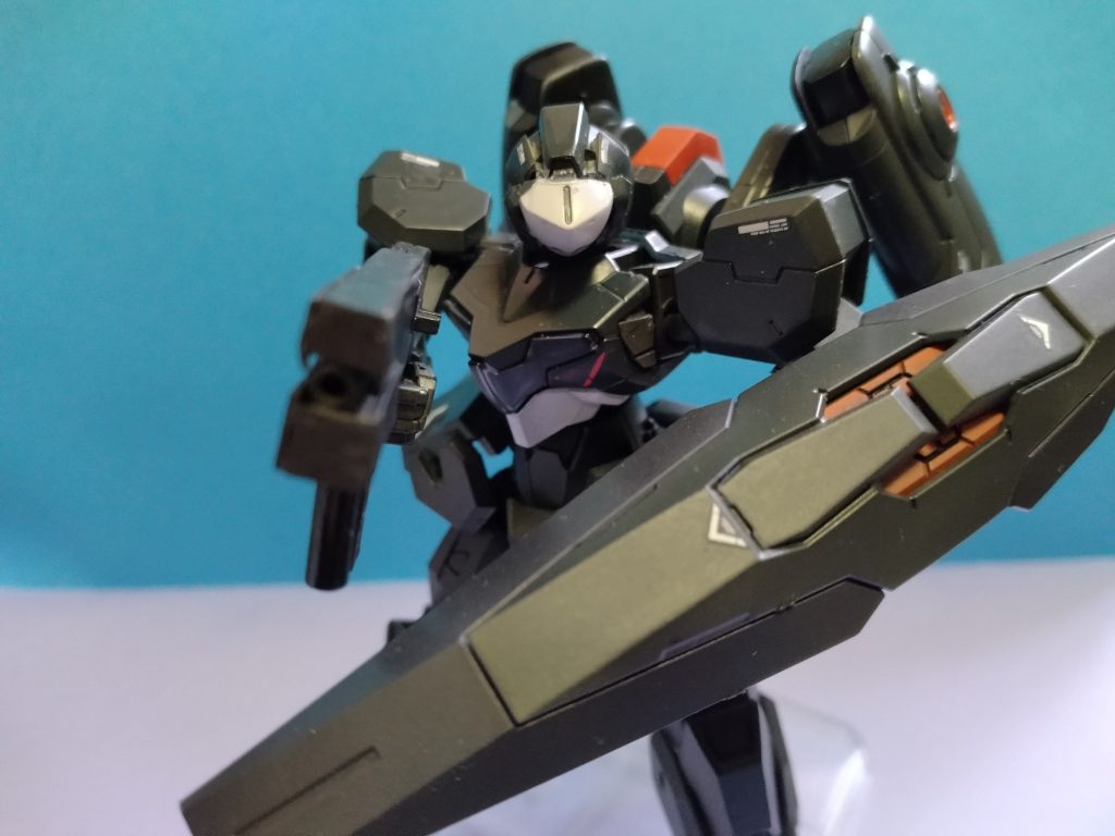 ライフルは銃身の延長と使いやすさを両立させています