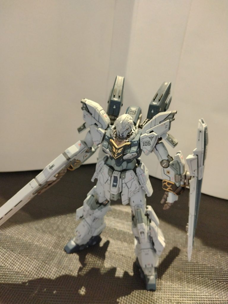 ポーズ作るの苦手なのでこのくらいで😌