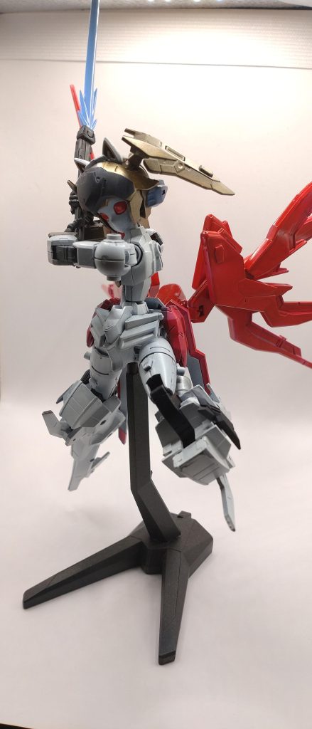 バイザーの色は5分くらい悩んでめんどくさくなって黒にしました。