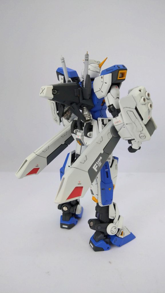 配色でパーツの存在感をアップするのも良かったかもしれません。どうも地味。