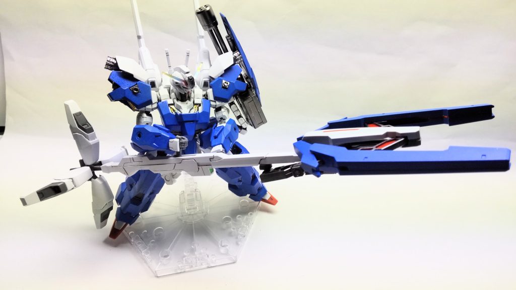 フェーズドアレイキャノン・フルブラストモードフェーズドアレイキャノンにバリアブルロッドライフルを直結させて威力を最大に高めたモード。