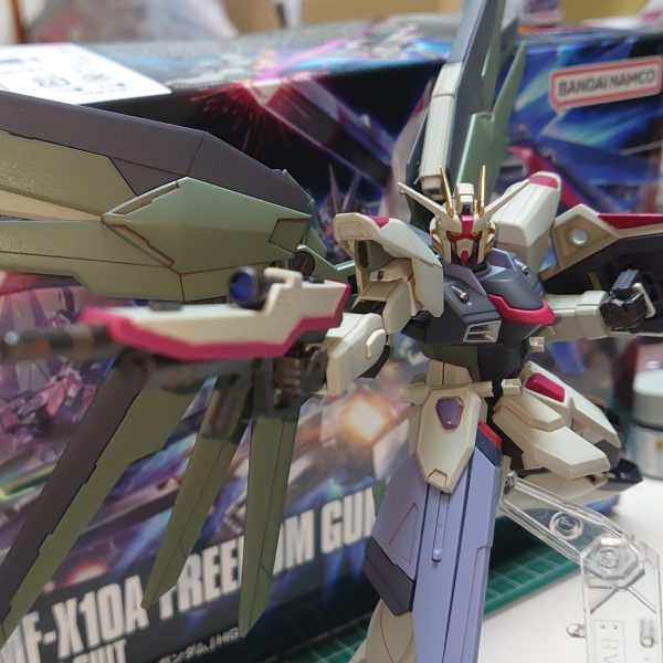 ＨＧＣＥフリーダムガンダム ９割塗装
