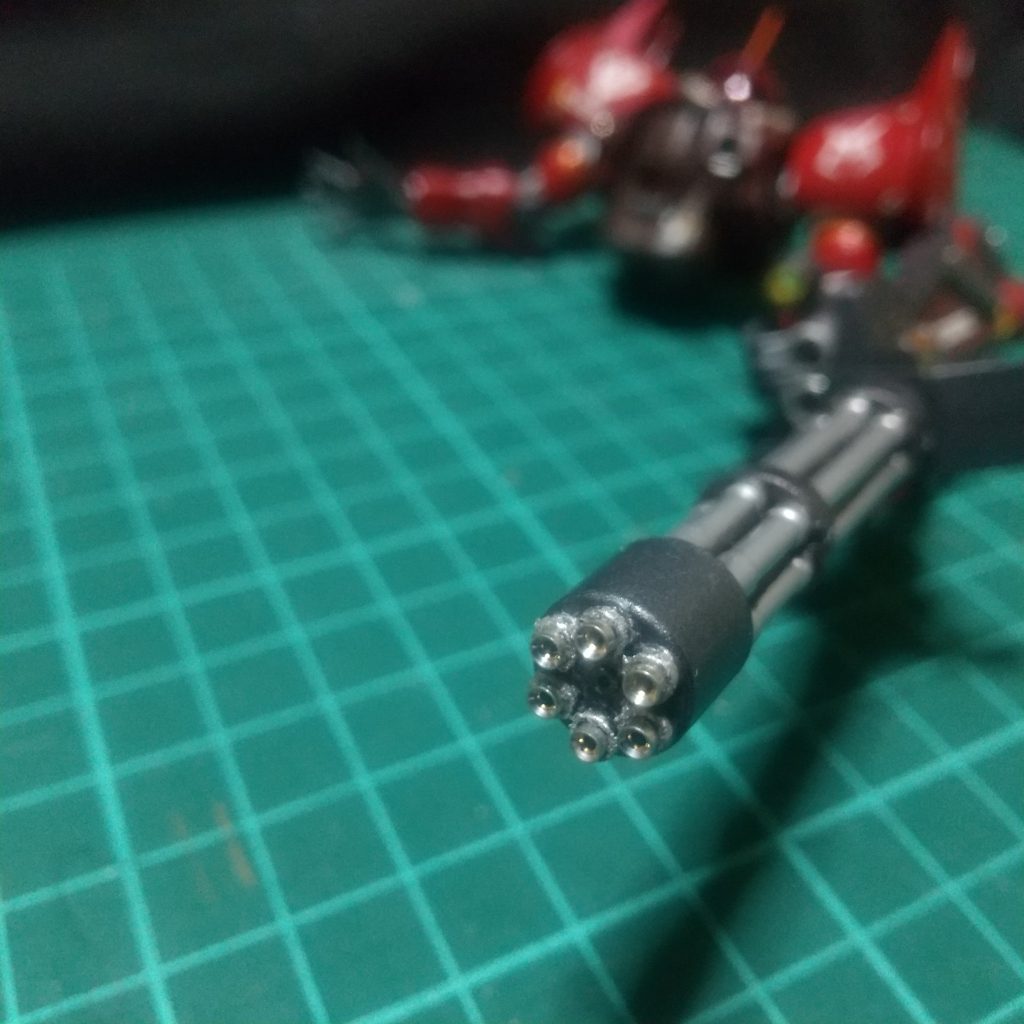 ガトリング先端はICピンを埋め込みました♪リアル感増したと思います♪