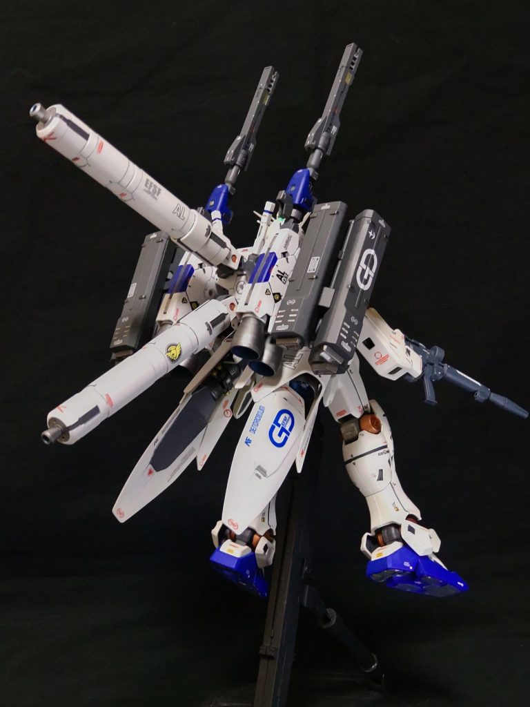 後ろから、なかなかの迫力。