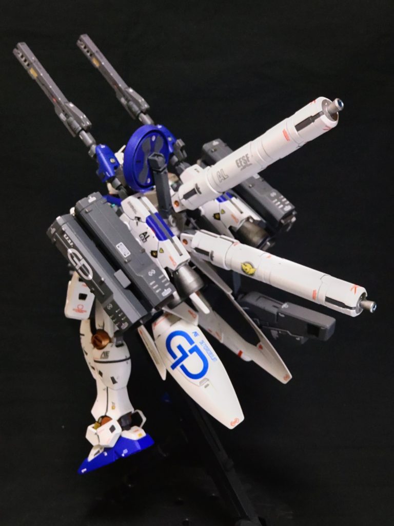 30MMのバーニアユニット、早速使ってみました。高機動型だとコンセプトがGP01・GP02の改修機と一緒になるのでGP01・GP02の支援機とする事にしました。
