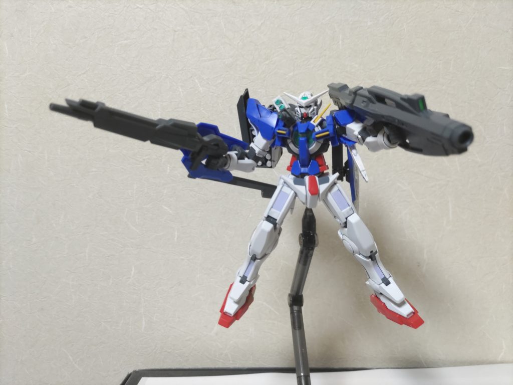 接続は3mm軸なのでパワードアームズのライフルやミサイルも接続可能