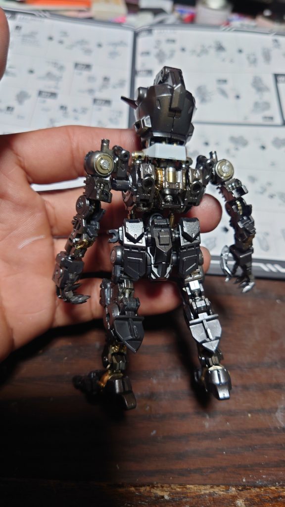 内部フレームもやシリンダーも塗りました殆ど隠れましたがw