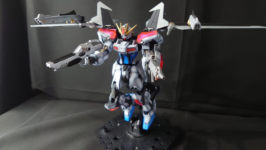 ビルドストライクエクシードノワール–2枚目/制作者：しらつゆ