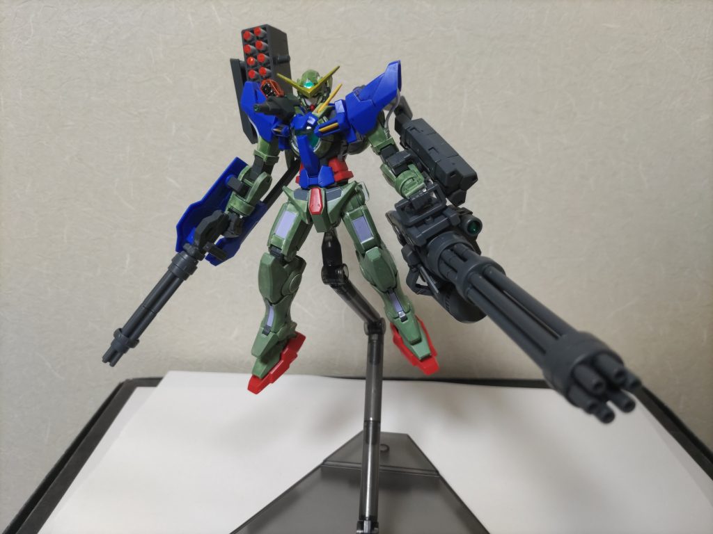 塗装２回目青のパーツが目立つ