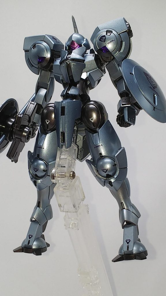 西洋甲冑のようなイメージで塗りました