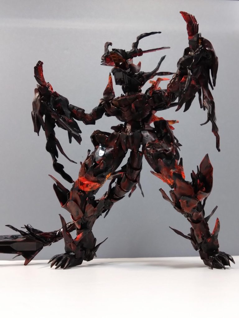 うなる雄叫び。