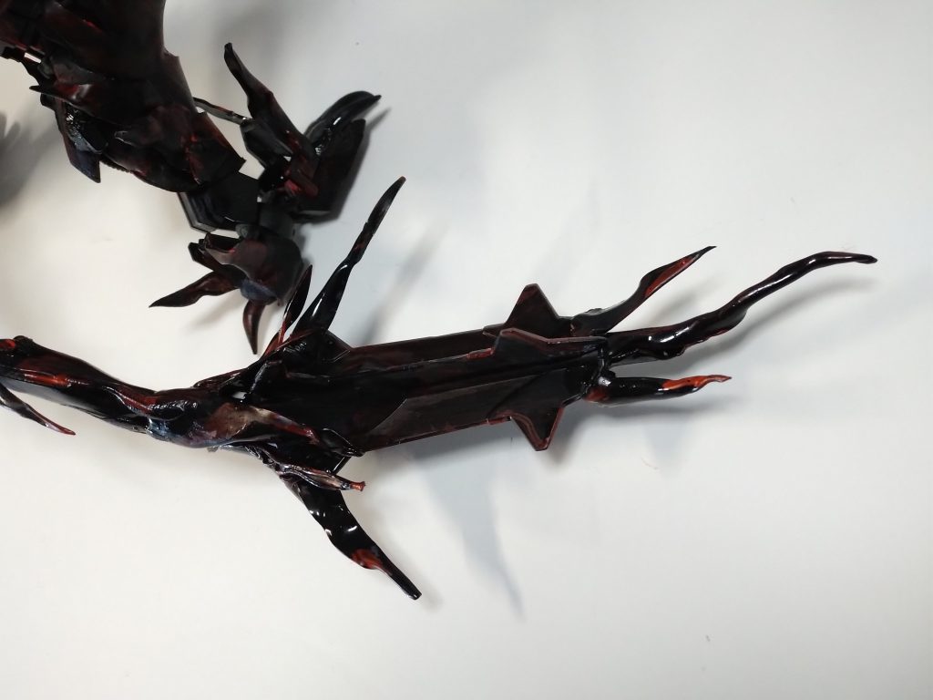 尻尾の先にはバルバトスのメイスを使用してみました。