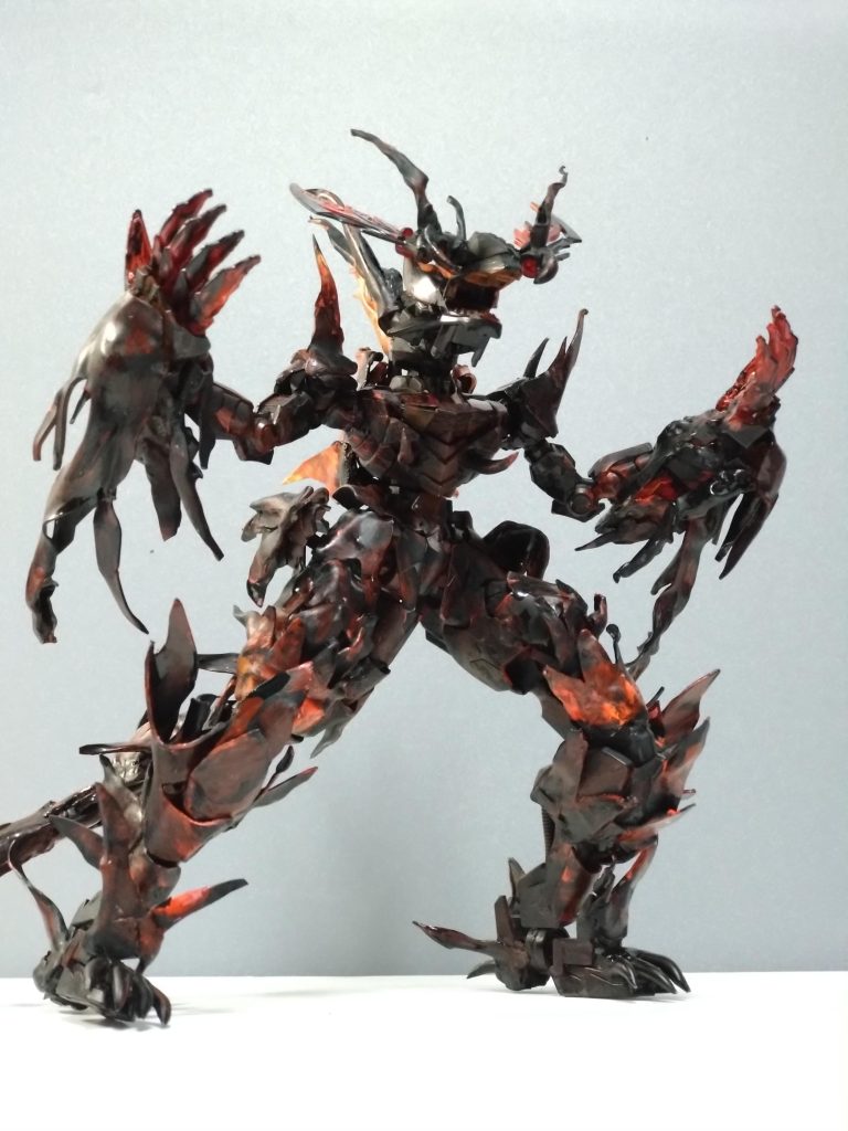 角度を変えて正面から。