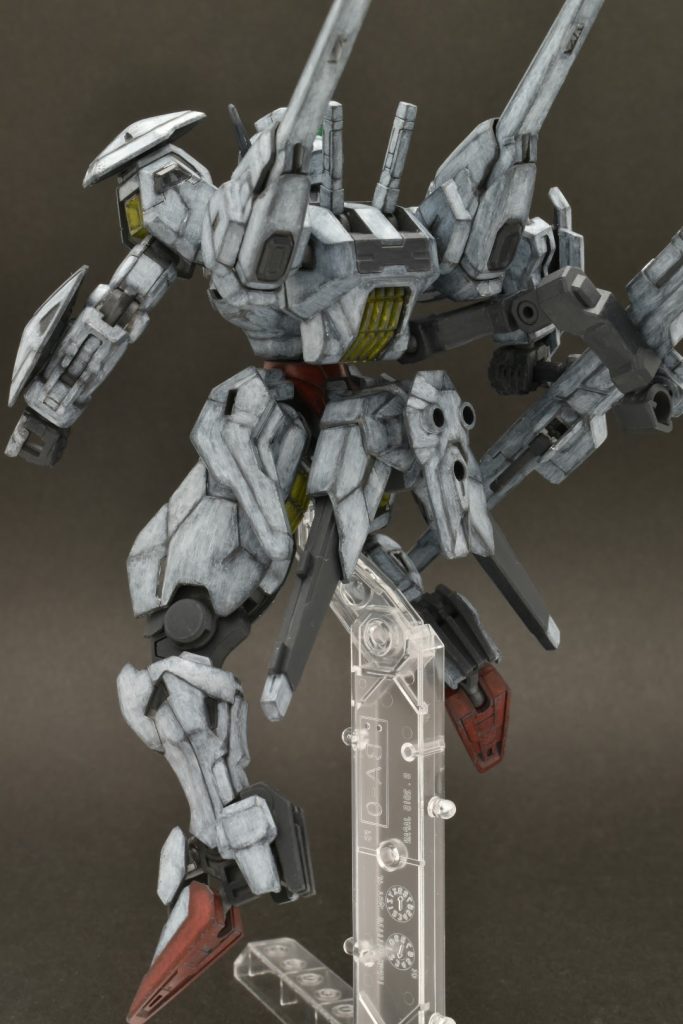 キャリバーン筆塗り–3枚目/制作者：あきのり