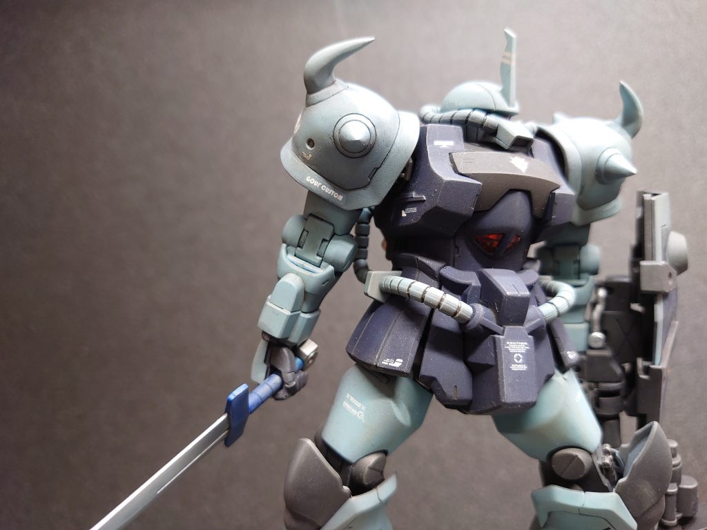 肩かさ上げ、頭部加工、プラ板貼り付けなどディーテルアップも頑張りやした。