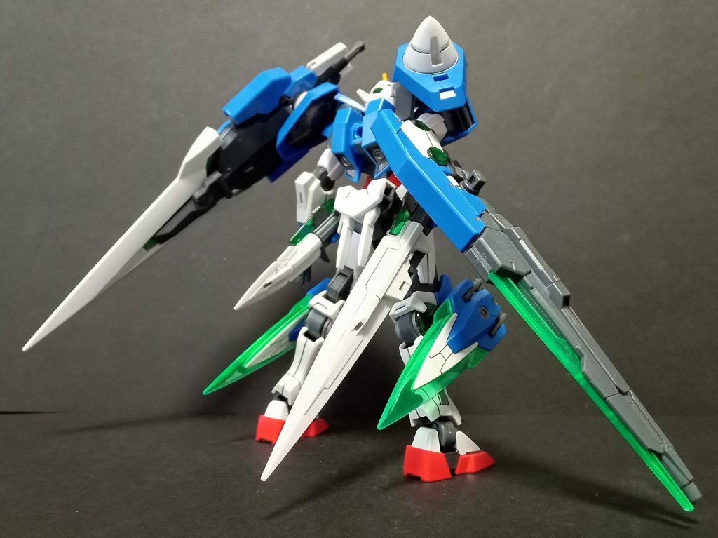 各部スミ入れも部分塗装に使用したメタリックグレーを筆塗り、はみ出た部分は拭き取る等の修正を加え整えてあります。