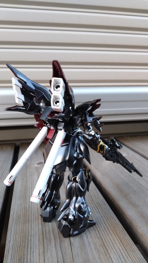 黒いシナンジュ–4枚目/制作者：アキ