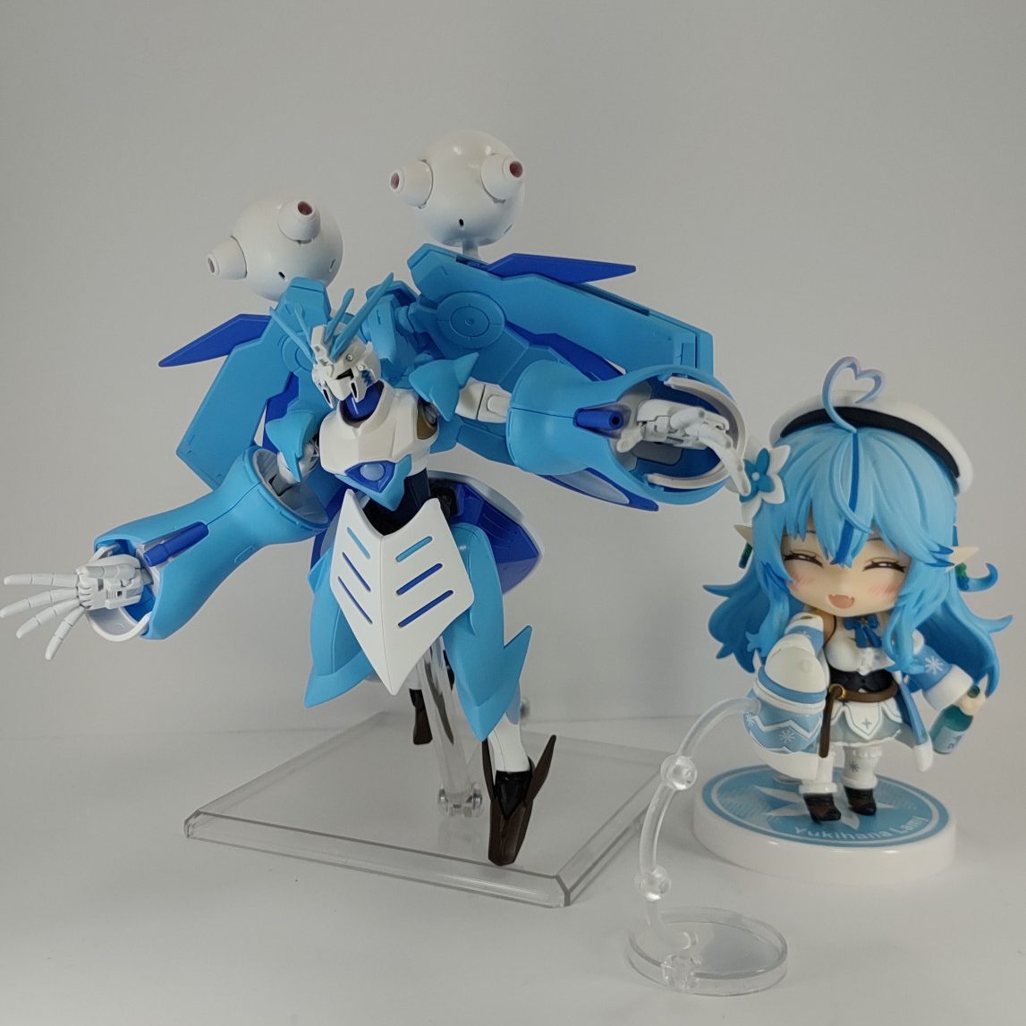 雪花ラミィ専用ファルシア｜白の民さんのガンプラ作品｜GUNSTA（ガンスタ）