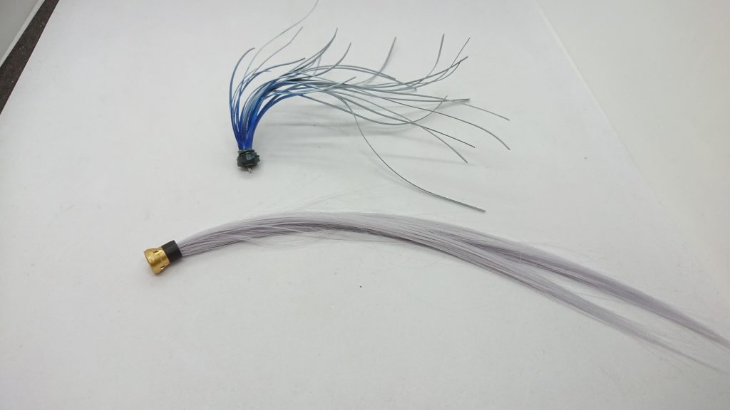 上が前考案です嫁なんかはこっちがいいと言ってましたが下百均のエクステで作成この場借りまして😅ユエさんアドバイスありがとうございます❗