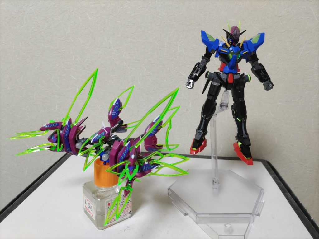 MAブラックスワンバックパックは分離しMAとなる