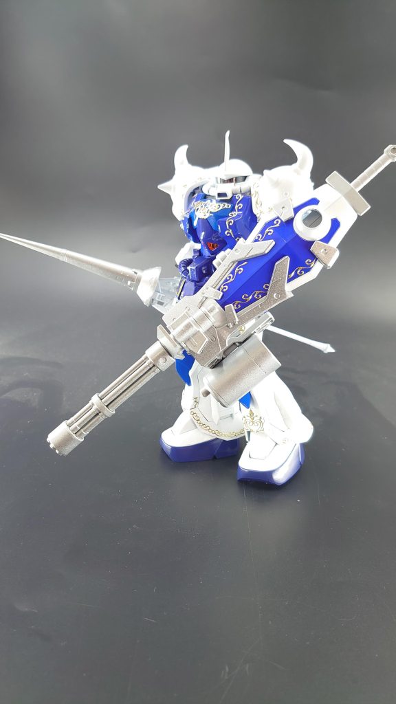 エングレービングはシールにて装飾しています