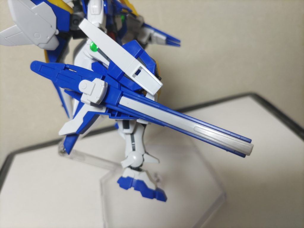 銃身の収納、展開が可能