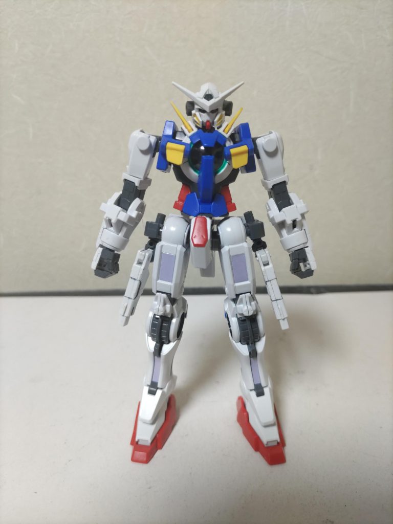 エクシア9番機はアーマーを変えることで戦闘形態を変えることをコンセプトとしている